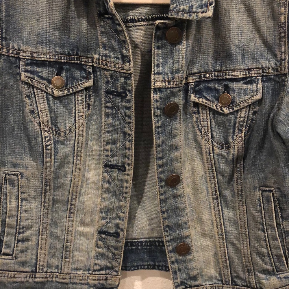 Jean jacket - Picture 2 of 7